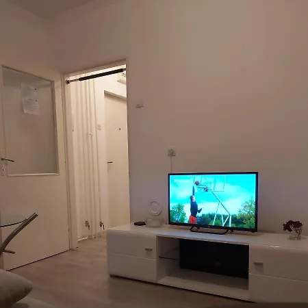 Dedinje Vma * Belgrád